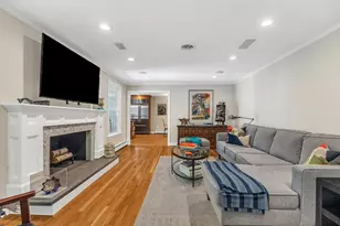 180 Meetinghouse Cir, Needham, MA 02492 - Photo 2