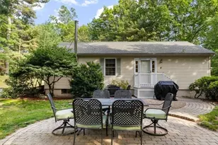 4 Circle St, Middleton, MA 01949 - Photo 28