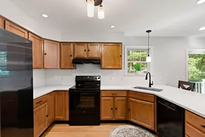 4 Circle St, Middleton, MA 01949 - Photo 12