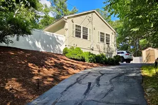 4 Circle St, Middleton, MA 01949 - Photo 2