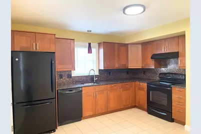 17 Proctor St #1, Peabody, MA 01960 - Photo 8