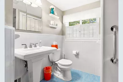 51 Hadley Rd, Framingham, MA 01701 - Photo 12