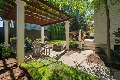 19 Saville Street, Cambridge, MA 02138 - Photo 22