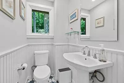 42 Temple Road, Wellesley, MA 02482 - Photo 12