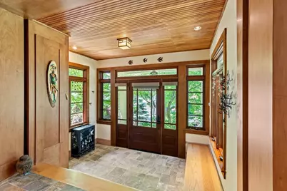 42 Temple Road, Wellesley, MA 02482 - Photo 2