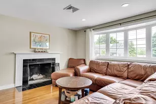 7 Liana, Woburn, MA 01801 - Photo 4