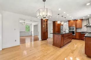 18 Equestrian Dr, North Andover, MA 01845 - Photo 8