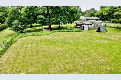 75 Elm St, North Brookfield, MA 01535 - Photo 16