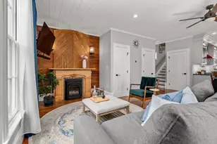 2R Dearborn, Salem, MA 01970 - Photo 6