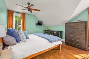 2R Dearborn, Salem, MA 01970 - Photo 16
