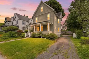 70 Sycamore St, Holyoke, MA 01040 - Photo 40