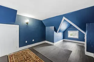 70 Sycamore St, Holyoke, MA 01040 - Photo 34