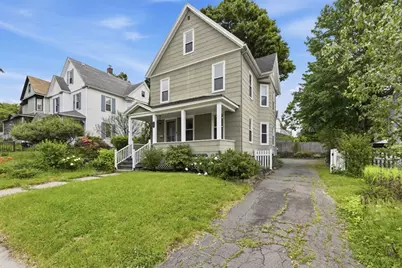 70 Sycamore St, Holyoke, MA 01040 - Photo 2