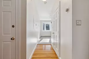 496 E 7th St, Boston, MA 02127 - Photo 8