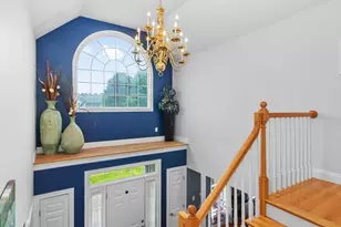 307 Chestnut St, Hudson, MA 01749 - Photo 4