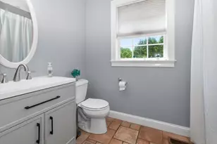307 Chestnut St, Hudson, MA 01749 - Photo 16
