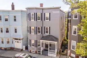 725 E 3rd St, Boston, MA 02127 - Photo 1