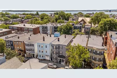 725 East 3rd St, Boston, MA 02127 - Photo 34