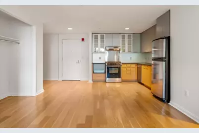 303 Third St #705, Cambridge, MA 02142 - Photo 4