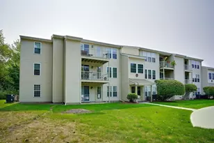 11 Thoreau Ct, Natick, MA 01760 - Photo 1