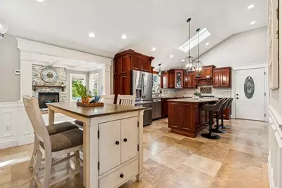 6 Suntaug Street, Lynnfield, MA 01940 - Photo 4