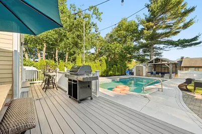 6 Suntaug Street, Lynnfield, MA 01940 - Photo 30