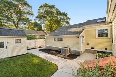 6 Suntaug Street, Lynnfield, MA 01940 - Photo 36