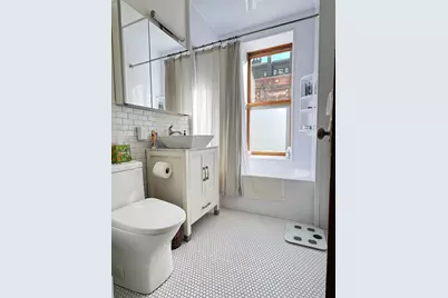 8 Garrison St #207, Boston, MA 02116 - Photo 8