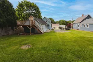 15 School St, Buckland, MA 01370 - Photo 34