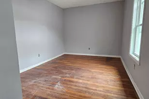 1986-1990 N Main St, Fall River, MA 02720 - Photo 4