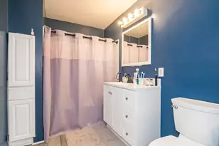 208 Prospect St, Chicopee, MA 01013 - Photo 6