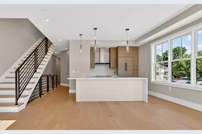 325B Alewife Brook Pkwy #B, Somerville, MA 02144 - Photo 8