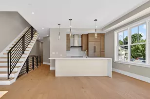 325B Alewife Brook Pkwy, Somerville, MA 02144 - Photo 8