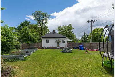 342 Davis St, Greenfield, MA 01301 - Photo 30