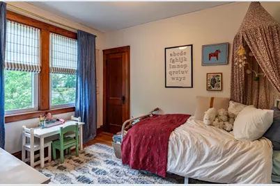 342 Davis St, Greenfield, MA 01301 - Photo 24