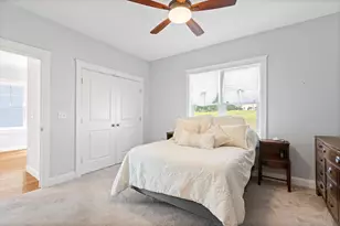 27 Compass Point Dr, Douglas, MA 01516 - Photo 14