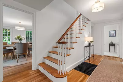 25 Chestnut Hill Rd, Newton, MA 02467 - Photo 2