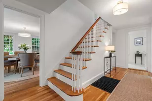 25 Chestnut Hill Rd, Newton, MA 02467 - Photo 2