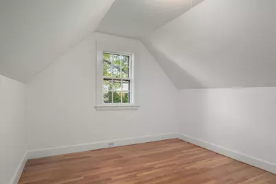 25 Chestnut Hill Rd, Newton, MA 02467 - Photo 18