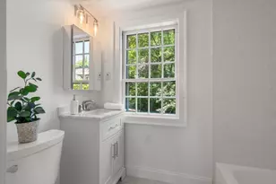 25 Chestnut Hill Rd, Newton, MA 02467 - Photo 14