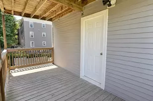 8 Glenside Ave, Boston, MA 02130 - Photo 12