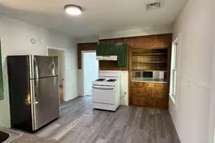 69 E Central St, Worcester, MA 01605 - Photo 4