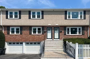 20 Chandler St, Watertown, MA 02472 - Photo 1