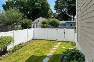 20 Chandler St, Watertown, MA 02472 - Photo 4