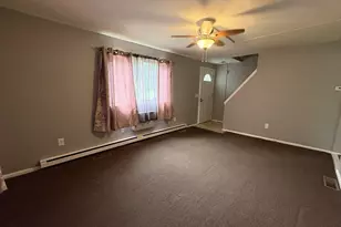 49 Riverton Rd, Springfield, MA 01109 - Photo 16