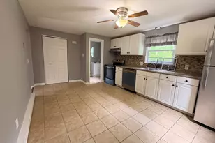 49 Riverton Rd, Springfield, MA 01109 - Photo 10