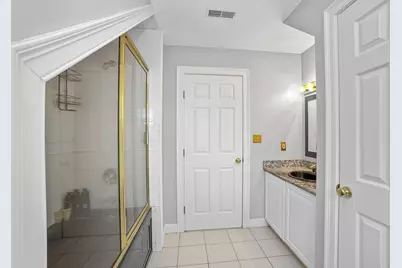 81 Beecher Pl #81, Newton, MA 02459 - Photo 20