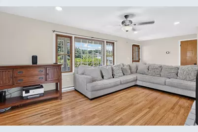762 Center St, Ludlow, MA 01056 - Photo 16