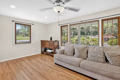 762 Center St, Ludlow, MA 01056 - Photo 20