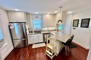 22 Longfellow Rd, Worcester, MA 01602 - Photo 4